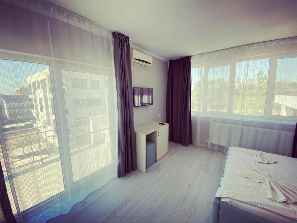 Hotel Mamaia Nord Нэводари Экстерьер фото